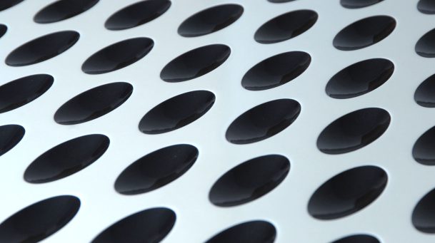 virtuell® 3D-Relief-Platte VPT 005 mit runden Perforationen in schwarzer und weißer Ausführung